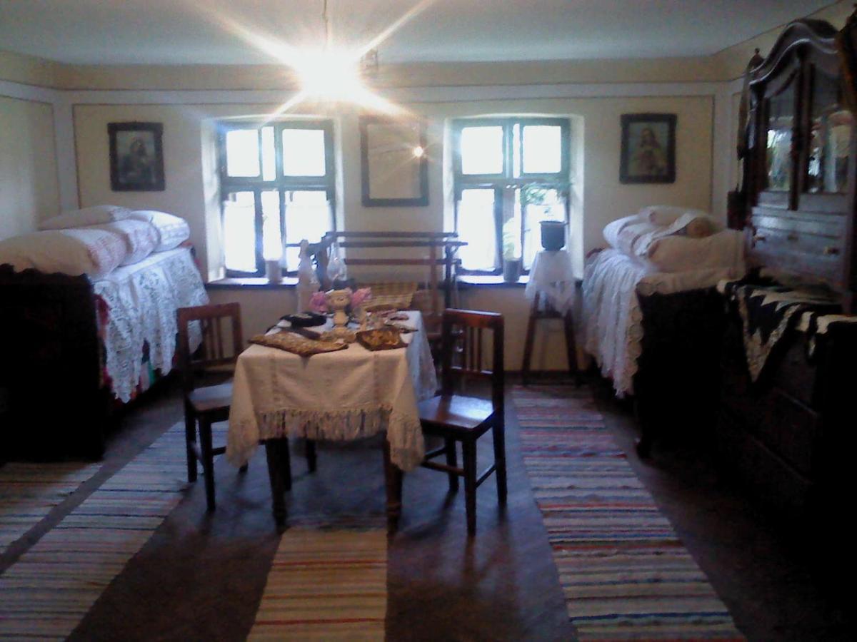 Snasini Kucari Bed & Breakfast Gradiste Exterior photo